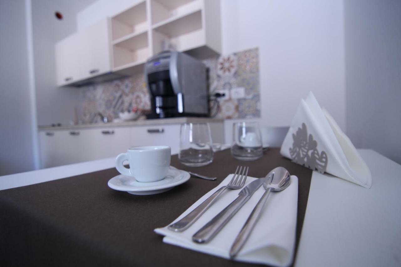 Spagnoi Rooms Castelnuovo del Garda Bagian luar foto