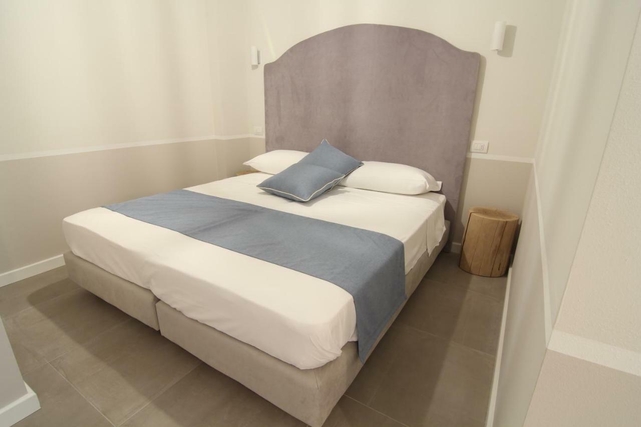 Spagnoi Rooms Castelnuovo del Garda Bagian luar foto