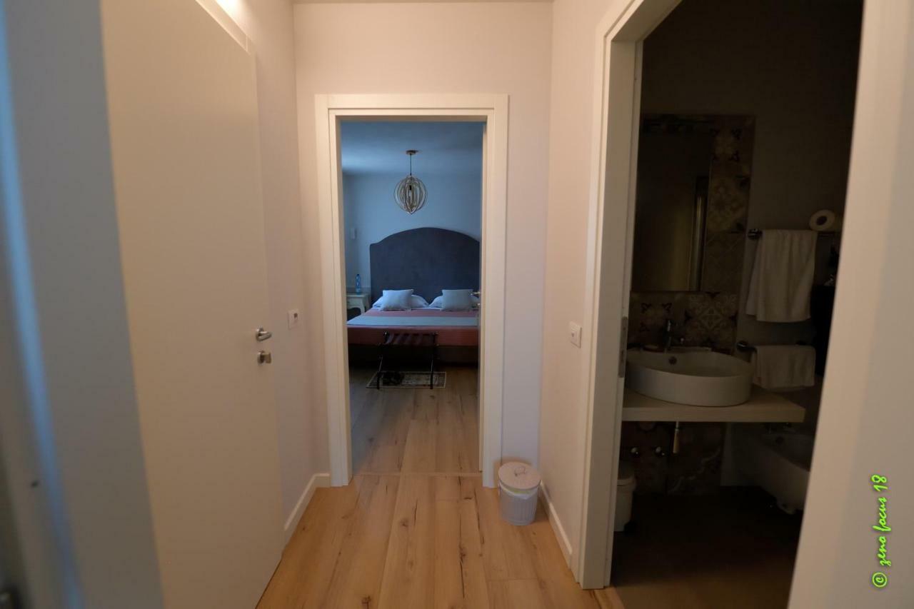 Spagnoi Rooms Castelnuovo del Garda Bagian luar foto